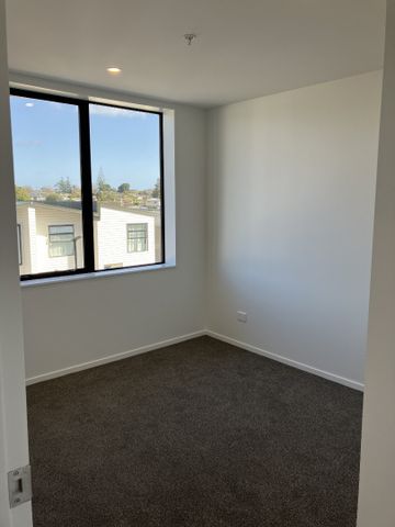 201/3 Rauemi Way, Te Atatu South - Photo 3