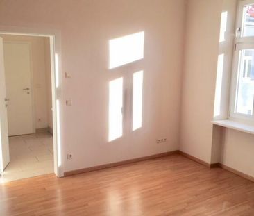 Sonnige, gepflegte Garconniere - Nähe FH, 3. OG ohne Lift - ab sofort - Photo 2