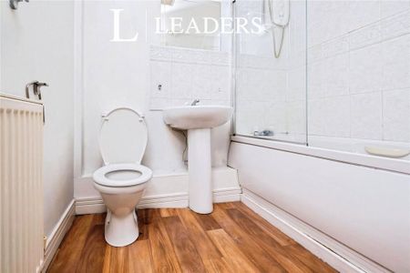 1 bedroom flat to rent - Photo 4