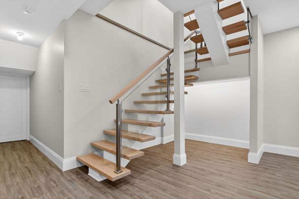 For Lease - 16 Gould Street, Tunneys Pasture and Ottawa West, Ontario - Photo 1