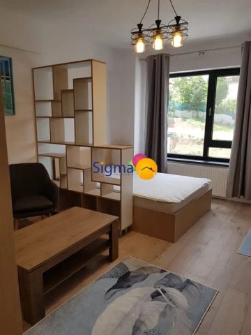 Nou, apartament cu parcare privata - Fotografie 3