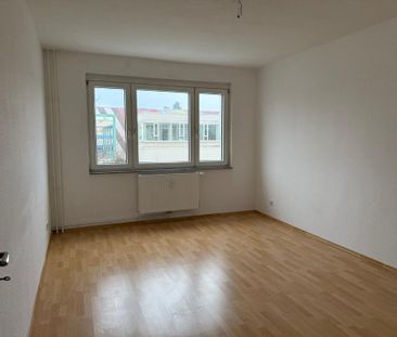 Günstige schöne 3-Zi. Wohnung. Sehr Zentral!!! - Photo 1