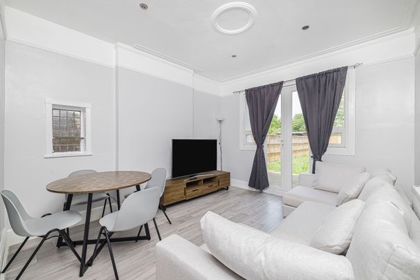 Room in a Shared House, Richmond Road, CR7 - Photo 1