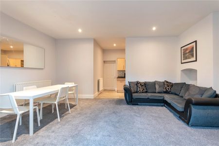 Flat 2, 10 Osborne Terrace, Jesmond, Newcastle Upon Tyne, NE2 1NE - Photo 3