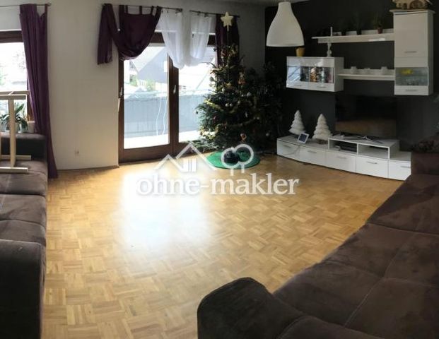 Exklusive 5-Zimmer-Wohnung mit Garten, 70 m² Terrasse, Loggia, Balkon, Kamin und Keller in Iffezheim - Photo 1