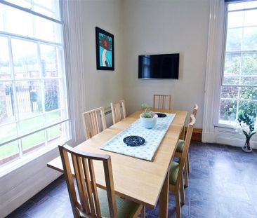 1 bedroom in a flat share to rent - Photo 1