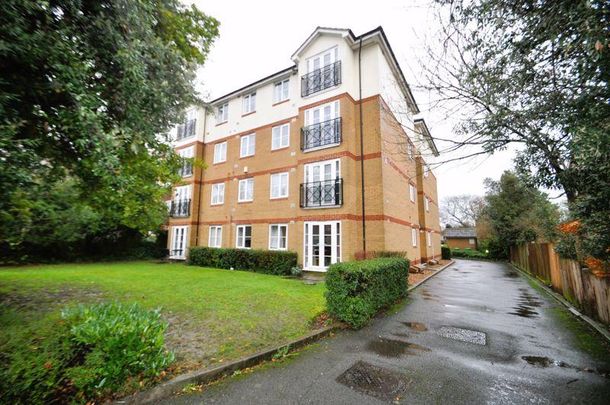 2 bedroom flat to rent - Photo 1