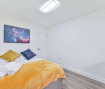 Crownstone Road, London, SW2 - Photo 3