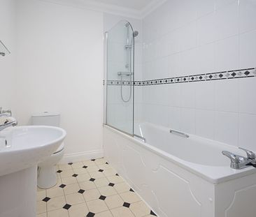 1 bed flat to rent in Albert Road, BH1 - Photo 4