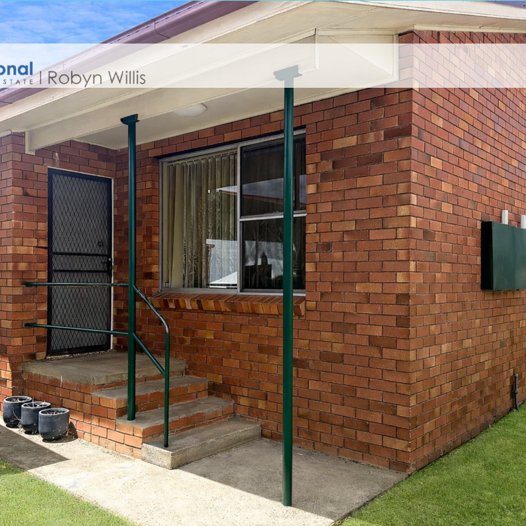 Neat Two Bedroom Unit - Photo 2