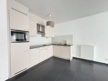 Instapklaar appartement met 2 slaapkamers en een mooi terras + garage - Photo 4