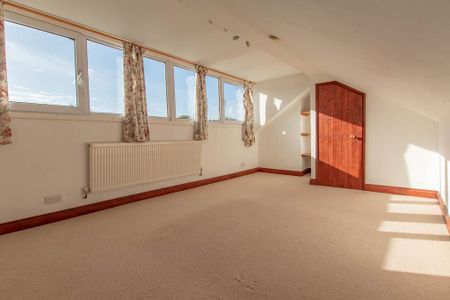 3 bedroom link detached house to rent - Photo 4