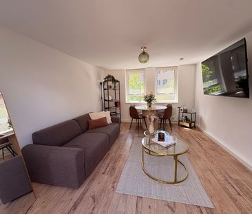 Room in a Shared House, St Katherines Way, E1W - Photo 1