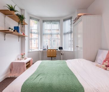 6 Bed Terraced House, Rothesay Avenue, NG7 - Photo 3