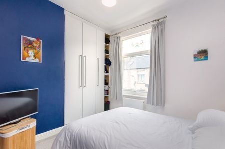 2 bedroom terraced house to rent - Photo 5