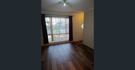 CUL DE SAC LIVING - Photo 2