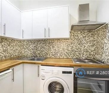 Studio to rent - Photo 3