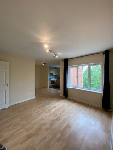2 bedroom apartment to rent - Photo 3