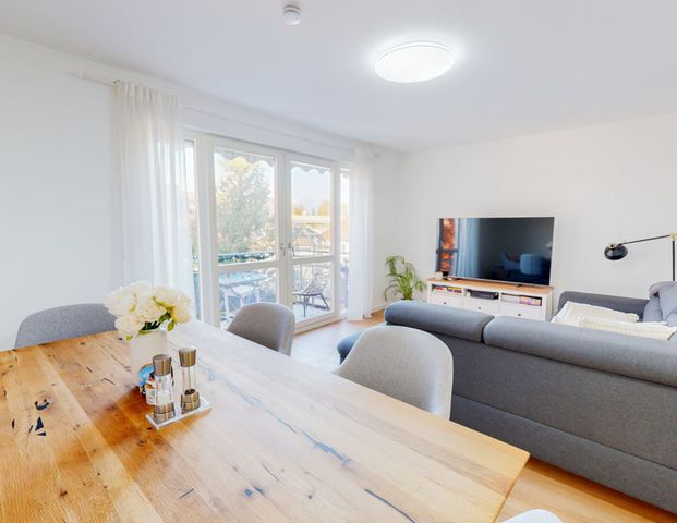 Moderne, helle Wohnung mit Einbauküche in attraktiver Lage von Laim - Photo 1