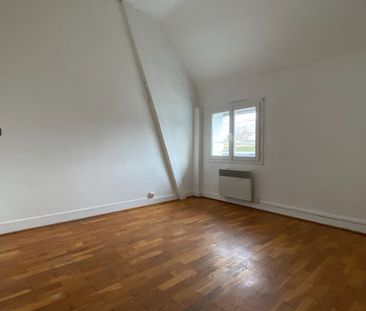 Location Appartement 4 pièces 81m² LE PETIT QUEVILLY 76140 - Photo 2