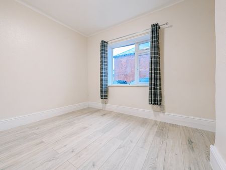 2 Bed Flat, The Grove, RG1 - Photo 3