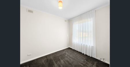 UPDATED UNIT IN A GREAT LOCATION! - Photo 2