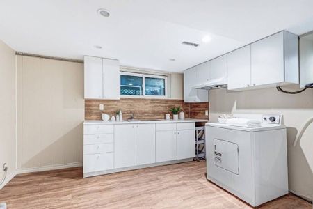 For Lease - 7 Midland Avenue, Toronto, Ontario - Photo 3