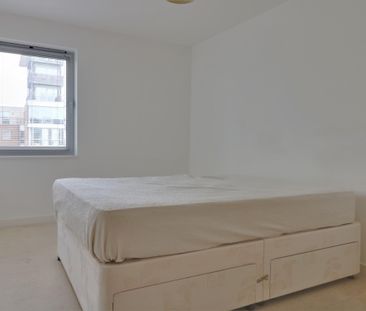 Admiralty Road, Portsmouth Unfurnished - Photo 2