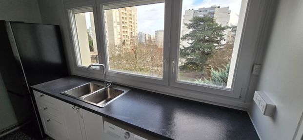 2 PIECES - CHATOU - Photo 1