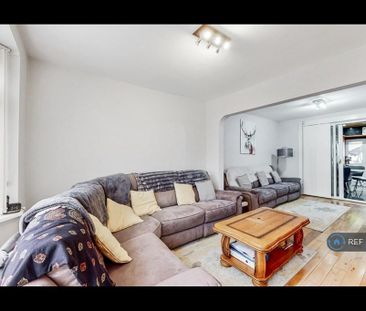 4 bedroom terraced house to rent - Photo 2