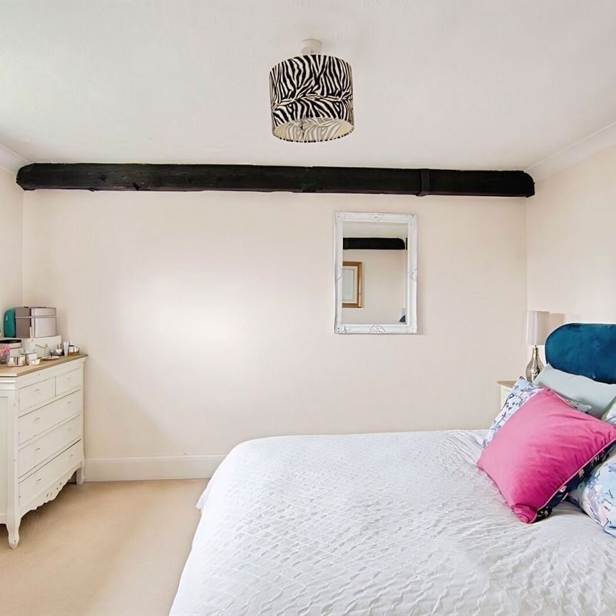 Wood Hall, CB11, Saffron Walden - Photo 1