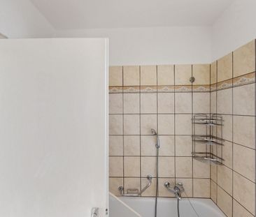 Ampio e luminoso 3.5 locali vicino al lago - Foto 3