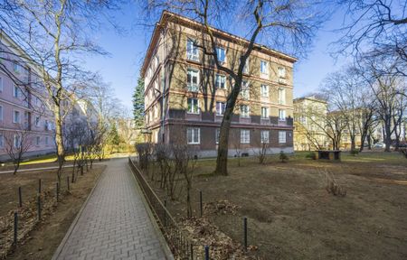 Warszawa, Praga-Północ, Praga-Północ Nowa Praga, Plac Gen. Józefa Hallera - Фото 2