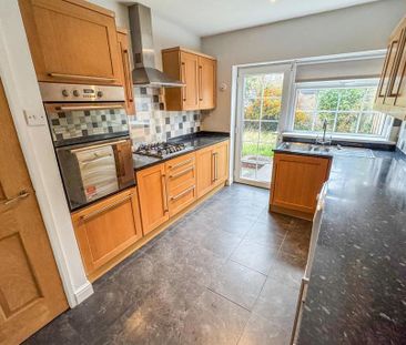 3 bedroom end of terrace house to rent - Photo 5