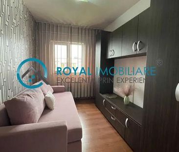 Royal Imobiliare Inchiriere apartament 3 camere zona Paltinis - Photo 1