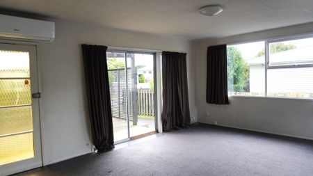 Excellent Location - Photo 5