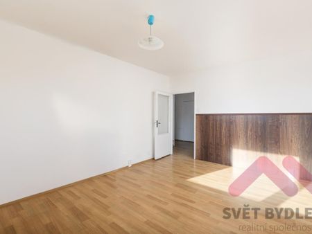 Pronájem bytu 1+1 56 m2 - Фото 2