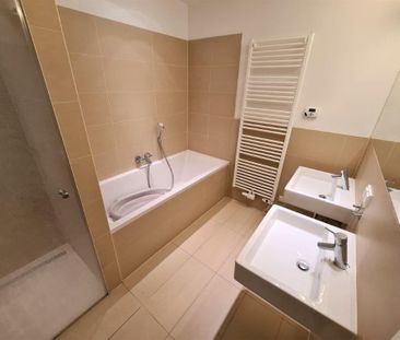 Top moderne, ruhige Neubauwohnung mit Terrasse in super Lage - Photo 6