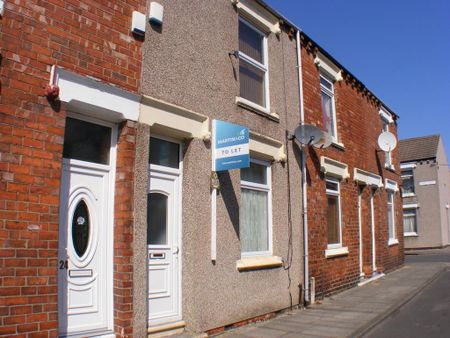 2 bedroom terraced house to rent - Photo 3