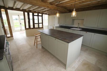 3 bedroom farm house to rent - Photo 4
