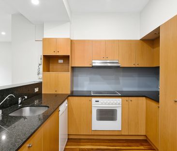 Boutique Warehouse Conversion - Photo 6