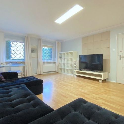 Mieszkanie na wynajem Szczecin - Jasne Błonia. 2 pokojowe 50m2 z kuchnią w willi ogródek parking - Photo 1