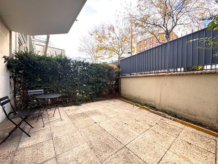 Location Appartement 1 pièce 23m² - Photo 5