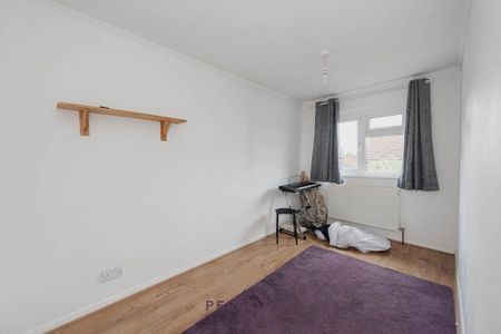 4 bedroom terraced house to rent - Photo 5