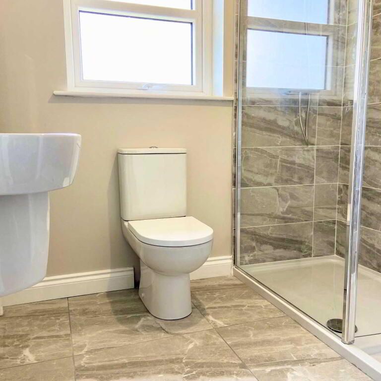 Apt 3 22, Highgrove Meadows, Ballygomartin Road, Belfast, BT13 3FX - Photo 1