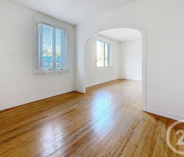 Location Maison 5 pièces 123m² CLERMONT FERRAND 63000 - Photo 2