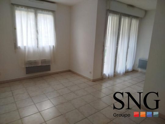 F1 AVEC TERRASSE / CELLIER ET PARKING - Photo 1