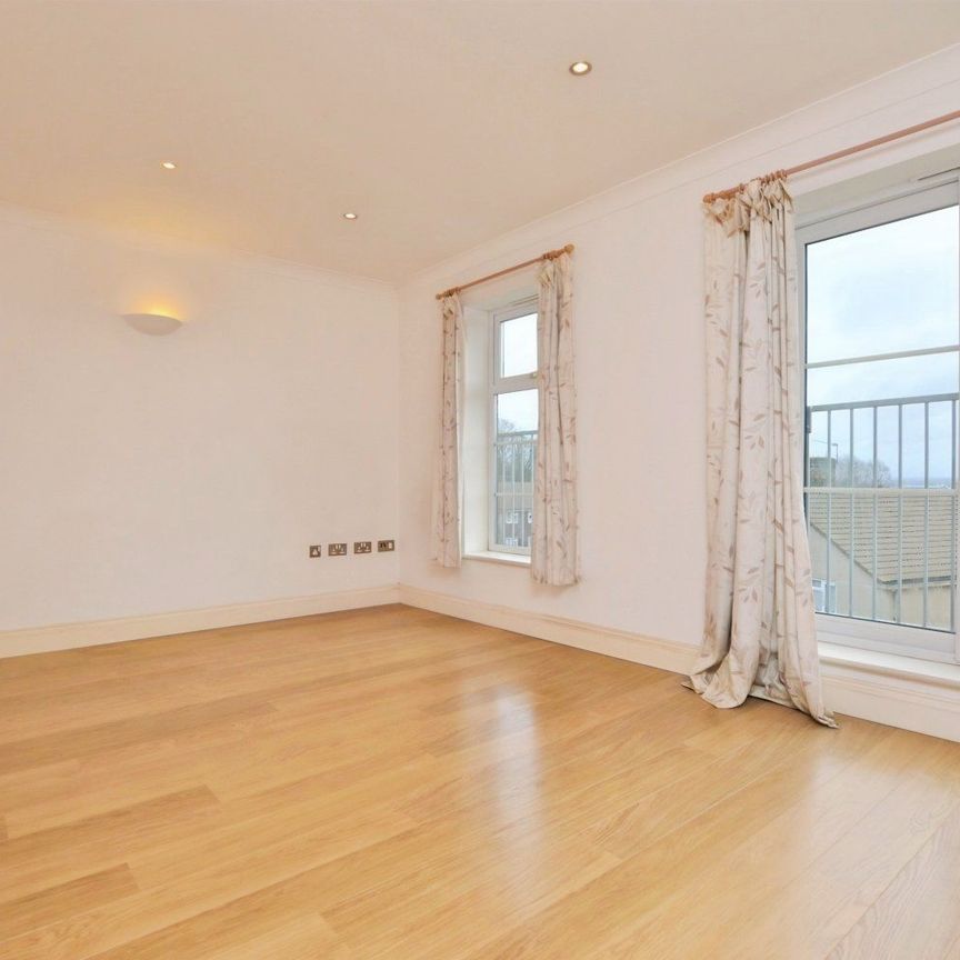 Palace Road, London, SE19 - Photo 1