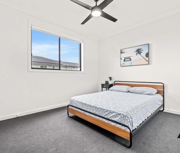 12 Anouska Street, Catherine Hill Bay NSW 2281 - House For Rent | D... - Photo 3