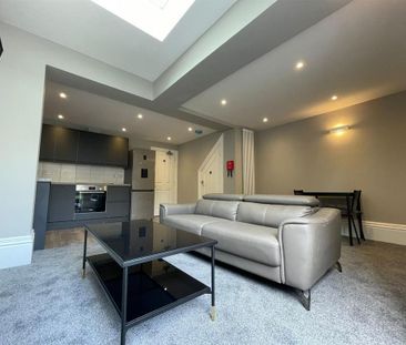 2 bedroom apartment to rent - Photo 2